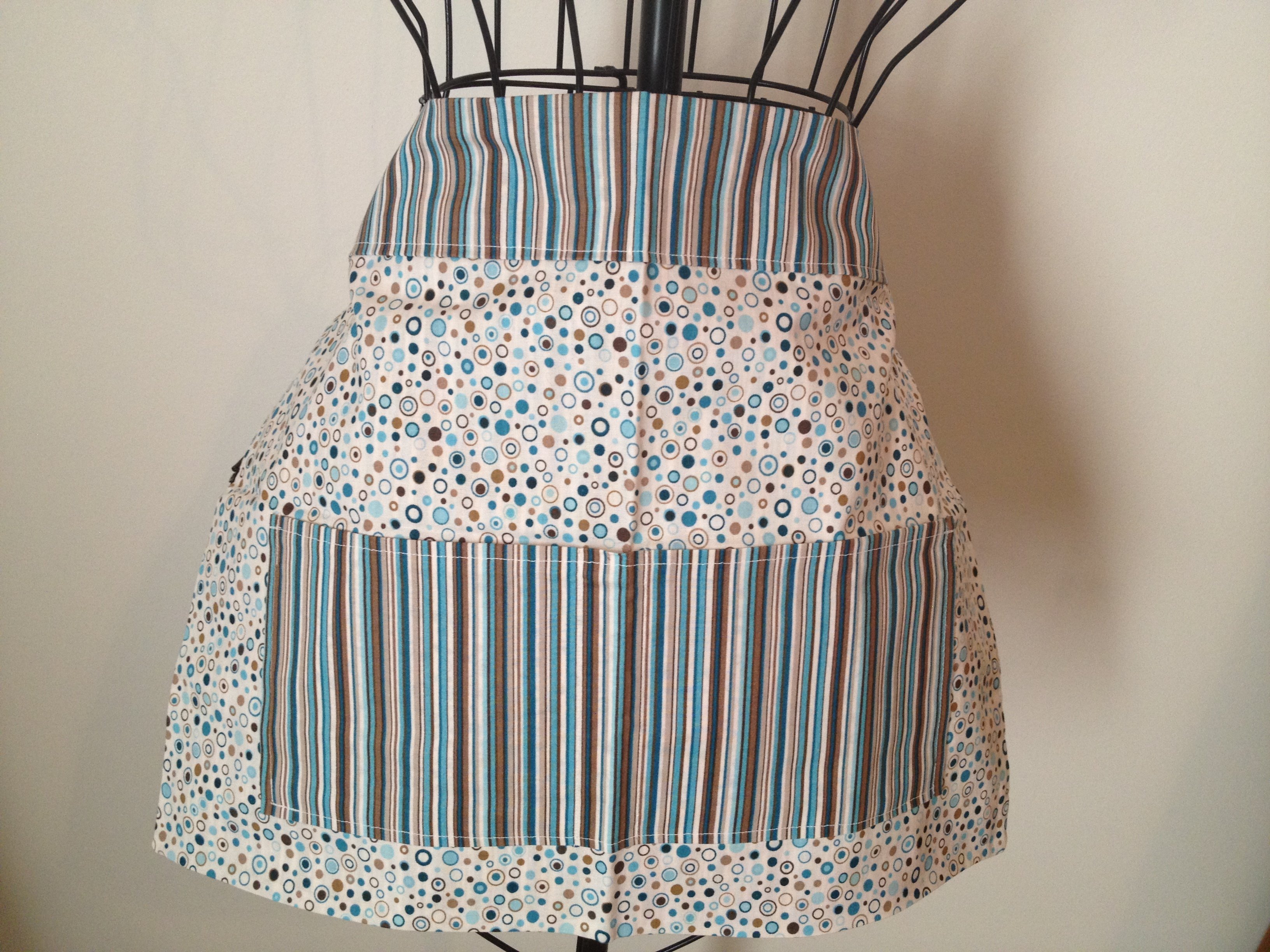Circles & Stripes apron – love it!